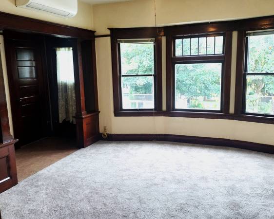 $1,990 / 2br - 1000ft2 - Beautiful 2br Close to Downtown (Buckman)63672601366659121