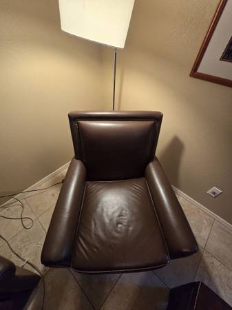 2 Leather Club Chairs 1