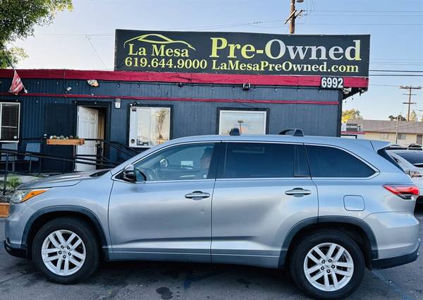 2015 Toyota Highlander LE - $15,99563440496685315121