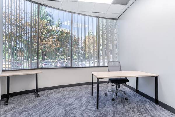 $1,890 🍁Pleasanton Window Office Available Now! Grade-A Building🍁20% off (dublin / pleasanton / livermore)64203026276483120