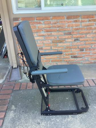 Lift chair for fallen patients 1