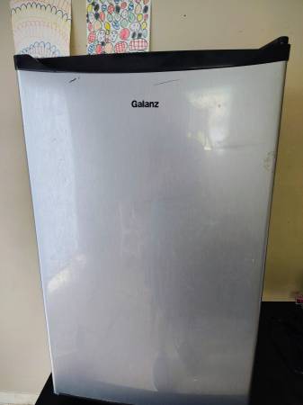 Galanz Refrigerator 1