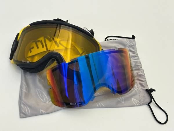 Smith Squad Women's Goggles - great condition 1