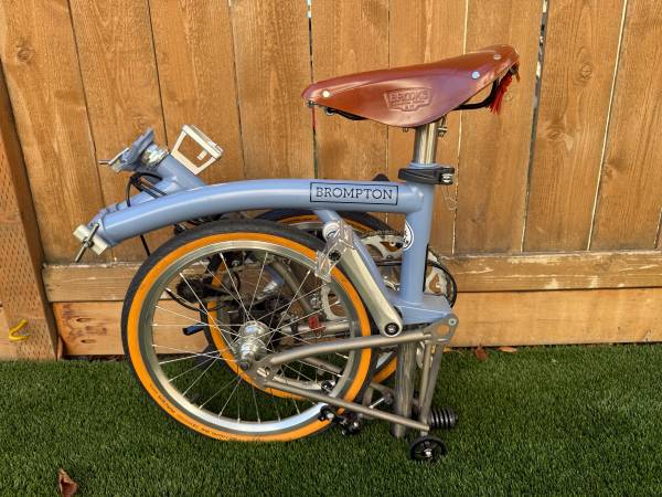 Brompton Superlight Titanium Folding Bike | Ultra Lightweight | 2 Speed 1