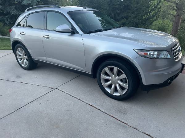 WOW Kilometraje Bajo 2003 Infinity FX35 AWD - $6,500 (CASTLE ROCK)63612401157891122