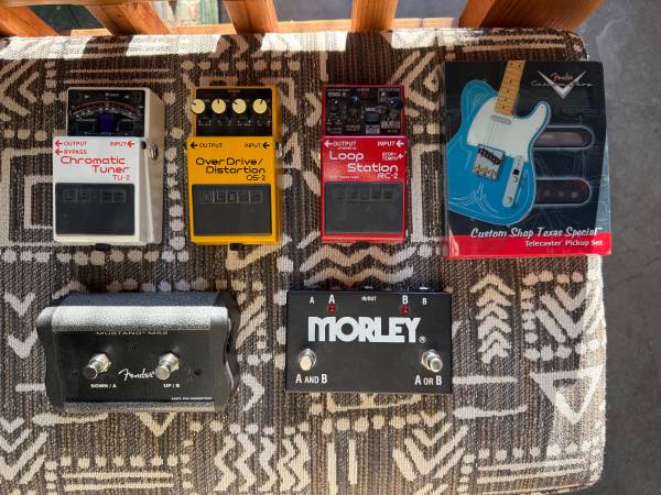 Guitar/bass/amp pedals, Tele pickups 1