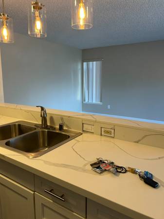 $1,950 / 2br - 875ft2 - November and December free of rent! Move in before and or on 10/3! (FAIR OAKS)63844740791041123