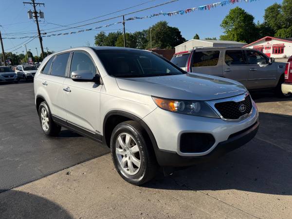 2011 Kia Sorento LX - $3,995 (620 s Indiana ave Sellersburg IN 47172)63621785445505123