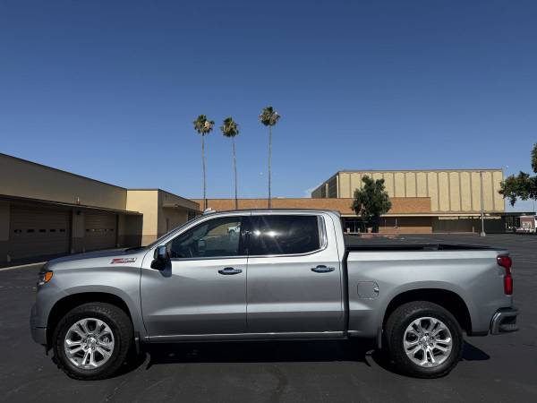 2024 Chevrolet Silverado 1500 LTZ - Photo 4