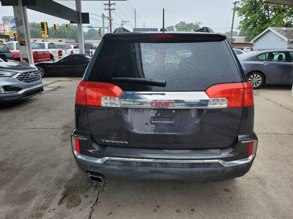 2016 GMC TERRAIN SLE-2 EZ FINANCING AVAILABLE - $11,588 (+ Springfield Select Autos)63612075414145123
