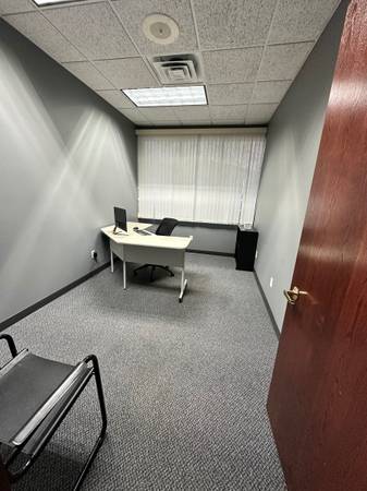 $499 Oficinas Privadas en Alquiler | Amuebladas, WiFi, Estacionamiento (Appleton, WI)63845970411649122