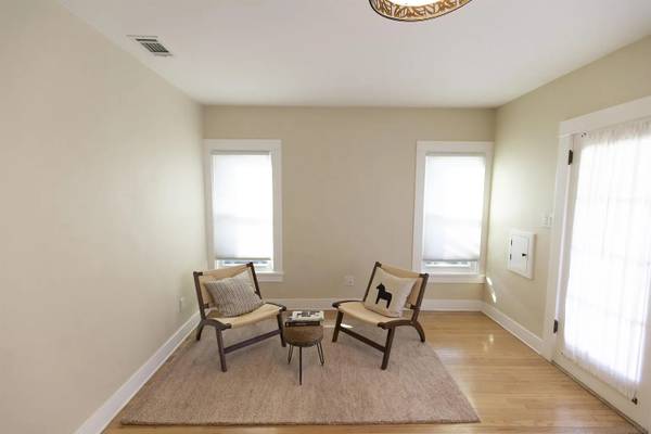 $2,300 / 2br - 744ft2 - 2.3K Special! 2BR Bungalow w/ Central AC/Heat, Garage, Near SDSU (North Park ||""|| Near Balboa Pk, Univ Ave & Easy DT Commute)63819410828675123