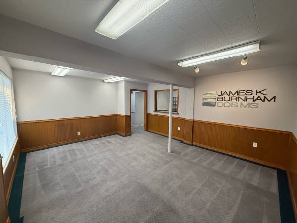 $3.200 / 1400 pies² - Espacio comercial en alquiler (East Wenatchee)63417890219777123