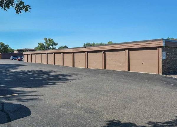 $1,045 / 2br - 875ft2 - 2BR Spacious Comfort – Perfect Layout for Relaxation (1310 15th Street North, St. Cloud, MN)63988653690883123