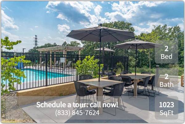 Central location in Saint Cloud. 2 Bed, 2 Bath! Stop by for a tour! 1