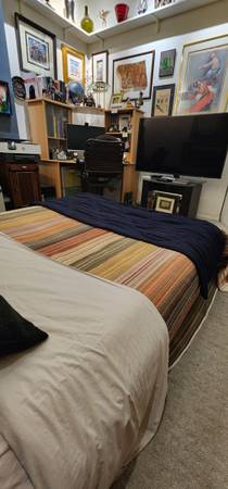 $1,200 / 2br - 350ft2 - Room for rent in  Aventura 5 star building (Aventura)63379639540481121