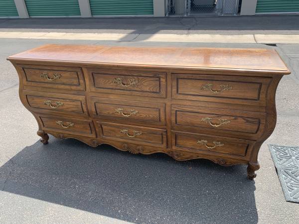 Beautiful Large French Provincial 9 Drawer Dresser w/ Mirror 1