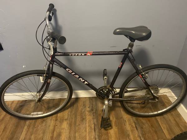 Vintage Giant Yukon mtb 1