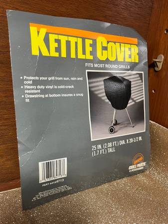 Kettle Cover for Round grills 25 inch Like new 1