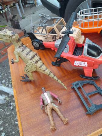Chap Mei Animal Planet Toys and Dino Trainer - $5 (sunset / parkside)63471456836481121