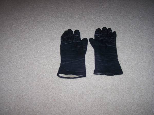 Womens Genuine Leather Gloves 1