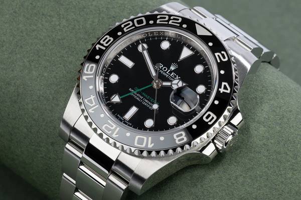 Men’s Swiss Watch 1
