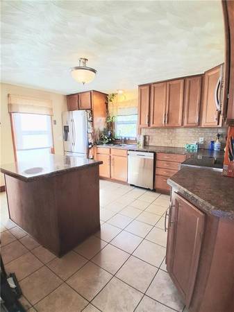 $399,900 / 3br - 2100ft2 - Great Home in Cumberland for Sale (46 Bowen Street)64002993228546120