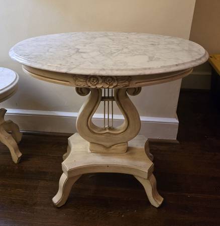 Carlton McLendon Oval Table 1