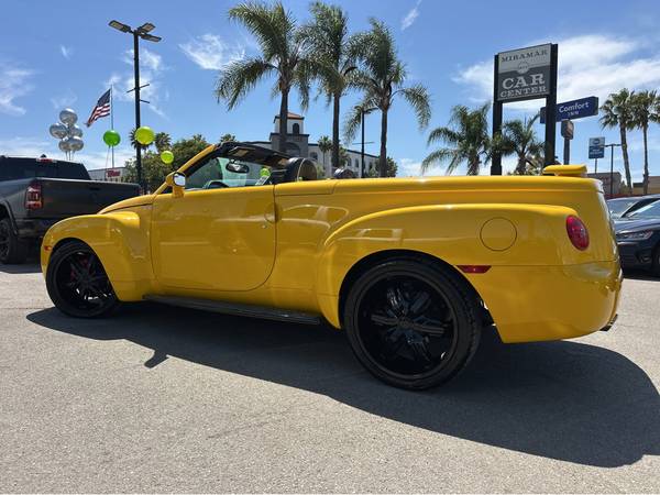 2005 Chevy Chevrolet SSR LS pickup Slingshot Yellow - $22,997 (CALL 619-345-3175 FOR AVAILABILITY)63618355061505122