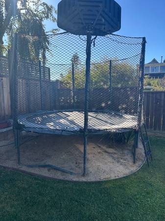 Free Trampoline - 12 foot diameter 1