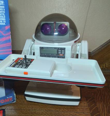 Vintage 1980s Omnibot 5402 Robot Toy 1984 Video Games - video