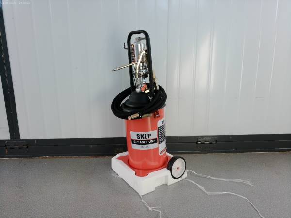 Air grease Pump 1