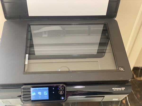 Photo-smart HP 5520 Printer 1