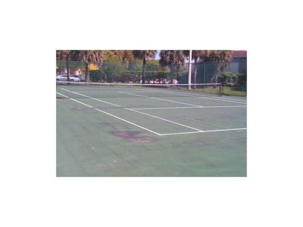 $2,100 / 2br - $2100 AWESOME 2B/2B IN COURTYARDS AT DAVIE (DAVIE)64001845080833124