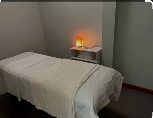Spa quality massage from a Independent Femail Therapist 1