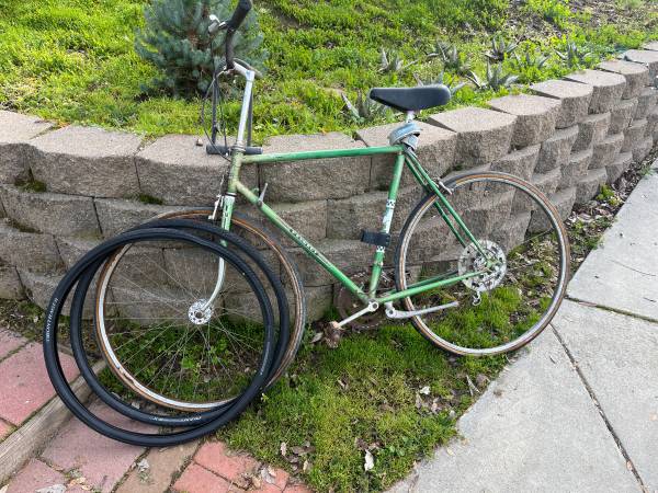 Vintage Peugeot bicycle 1