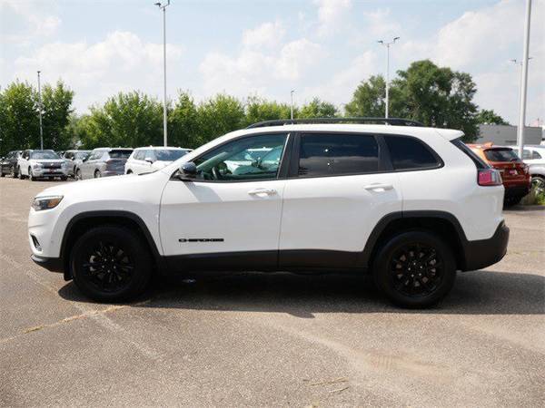 2023 Jeep Cherokee Altitude - $23,996 (White Bear Lake, MN)63470777848323123