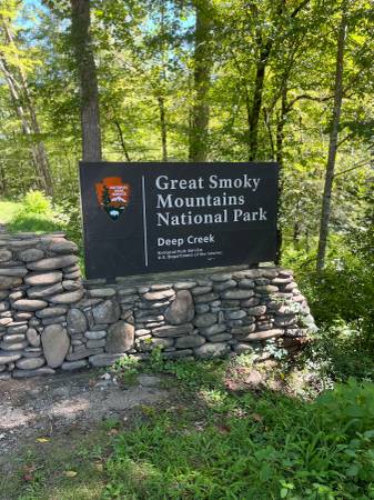 $650 / 2br - Room for rent in Bryson City (Deep Creek west)64029203627266120