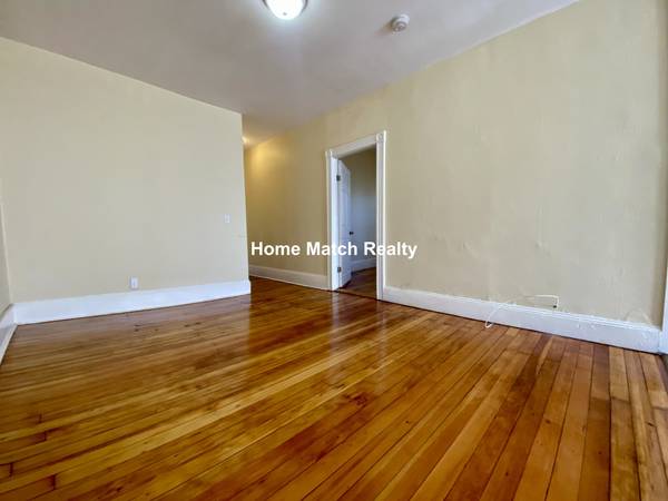 $1,900 / 1br - Chelsea 1 Bed/1 Bath Apartment | Near Broadway63810063086977124