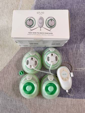 Elvie Stride with extra pump set 1