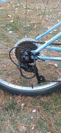 Roadmaster Granite Peaks mountain bicycle - $70 (East Bridgewater)63439001575681121