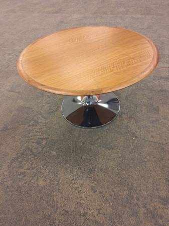 42" Round Table - Kielhauer 1