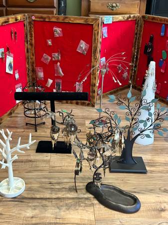 Jewellery Displays 1