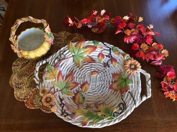 Fitz and Floyd Classics Harvest Heritage Serving Tray and Basket 1