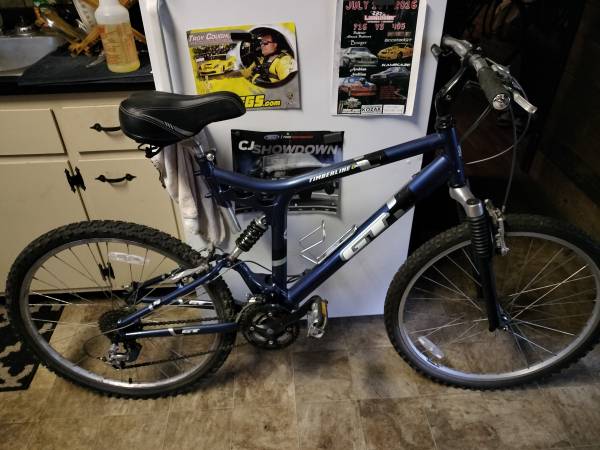 GT i-drive Full Suspension Bike 1