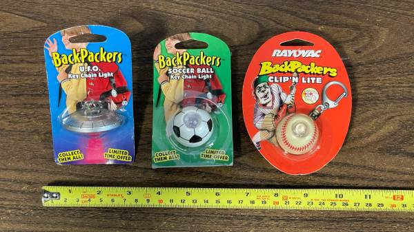 *** THREE BACKPACKERS KEYCHAIN LIGHTS *** 1