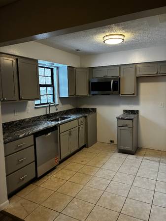 Newly Remodeled 3 Bedroom Townhome – A Must See! 1