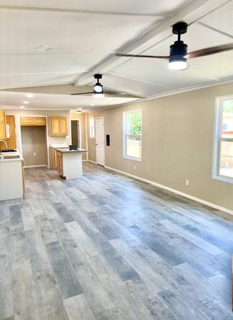 $1150.00 / 3br - 1250ft2 - Casas móviles de 3 habitaciones y 2 baños en alquiler en comunidad tranquila63861849951489123