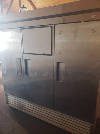 3 Door Commercial Fridge 1