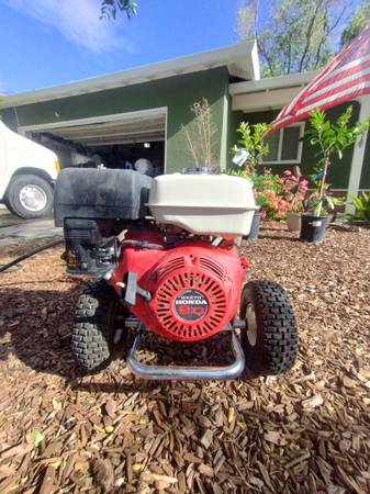 Commercial pressure washer 1